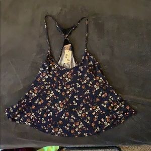 NWT Floral Tank
